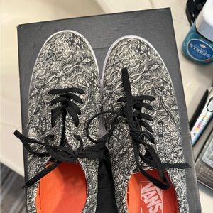 Womens Vans Atwood Low Paisley Canvas Sneakers